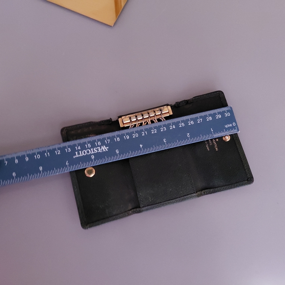 Louis Vuitton Olive Green Key Holder Wallet - Picture 6 of 9